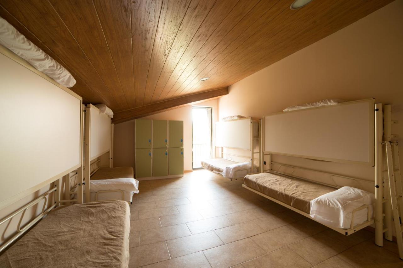 Abrigall Hostel لا ماسيلا المظهر الخارجي الصورة